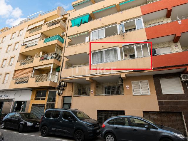 Apartamento Reformado de 2 Dormitorios en Torrevieja