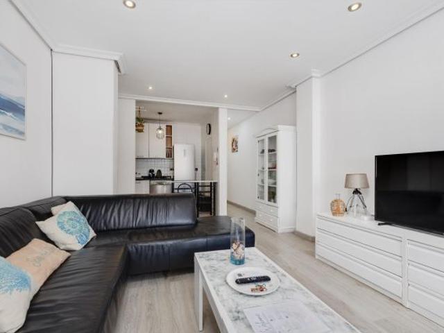 Apartamento reformado en Playa de los Locos, Torrevieja