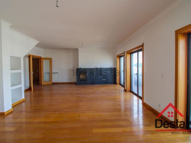 Apartamento, Repeses e São Salvador