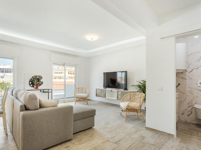 Apartamento restaurado com 2 quartos a uma curta distância a pé da praia