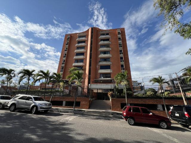APARTAMENTO RESD VILLA SEGOVIA
