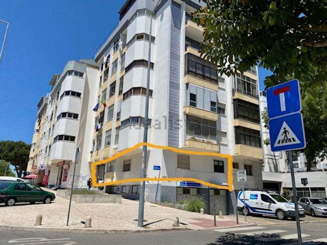 Apartamento, Rio de Mouro