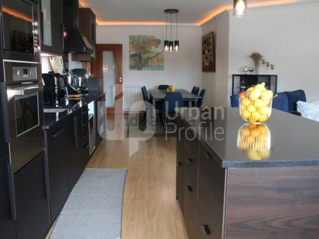 Apartamento, Rio de Mouro