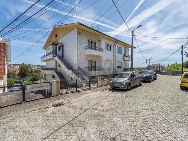 Apartamento, Rio Tinto