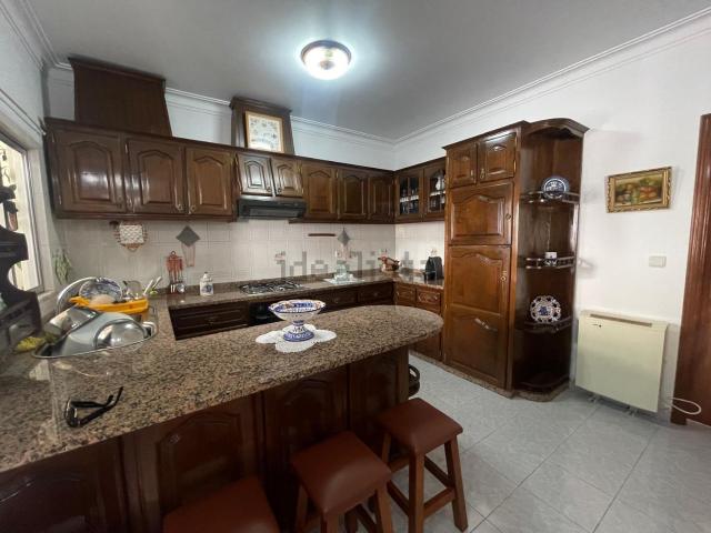 Apartamento, Roussas