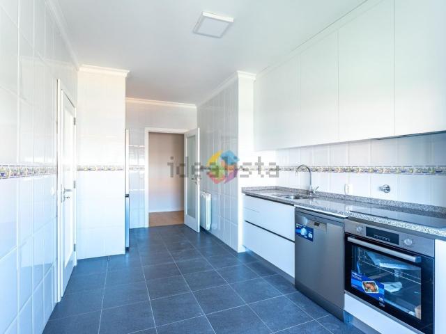 Apartamento, São João de Ver