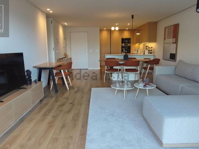Apartamento, São José de São Lázaro e São João do Souto