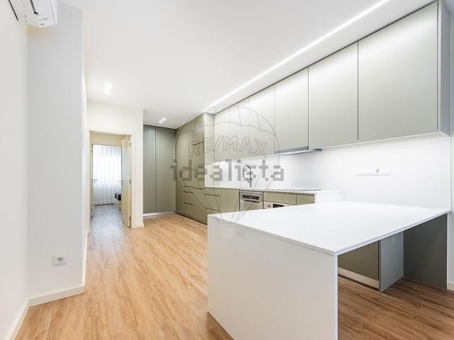 Apartamento, São José de São Lázaro e São João do Souto