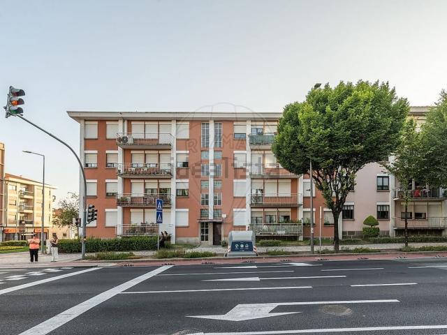 Apartamento, São José de São Lázaro e São João do Souto