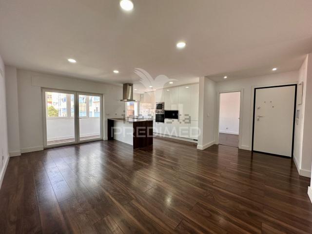 Apartamento, São Sebastião
