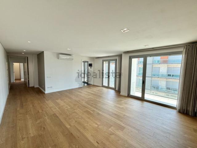Apartamento, São Sebastião