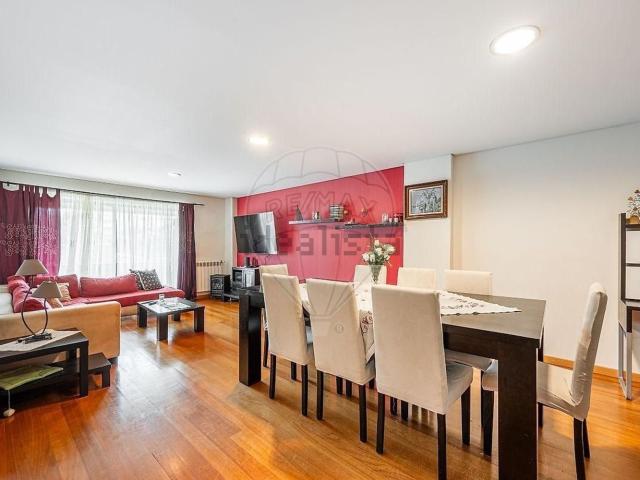 Apartamento, São Victor