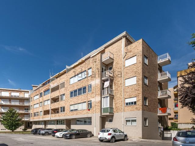 Apartamento, São Victor