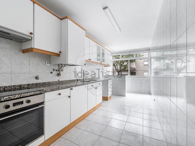 Apartamento, São Victor