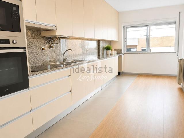 Apartamento, São Victor