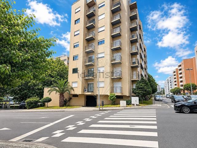 Apartamento, São Victor