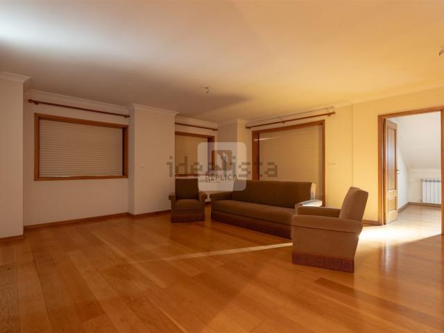 Apartamento, Santa Marinha e São Pedro da Afurada