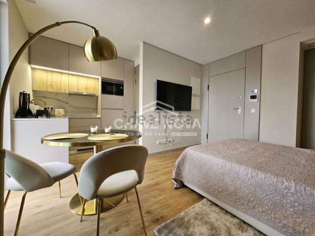 Apartamento, Santa Marinha e São Pedro da Afurada