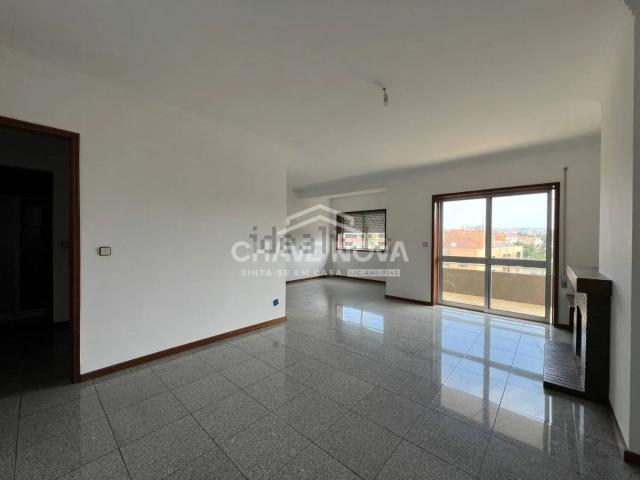 Apartamento, Santa Marinha