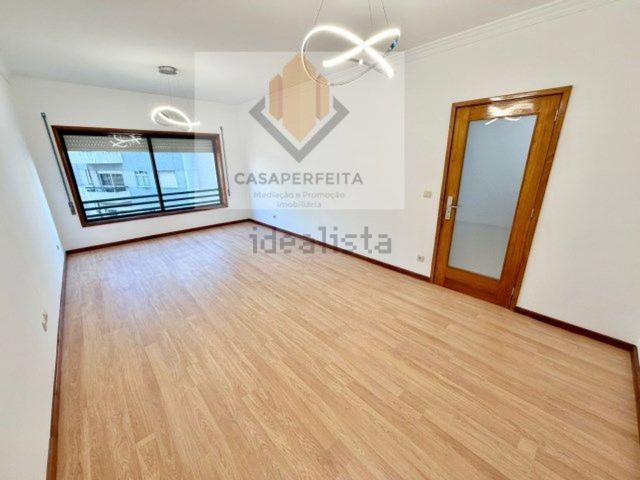 Apartamento, Santa Marinha