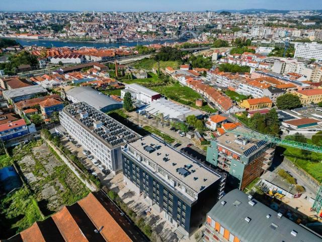 Apartamento, Santa Marinha