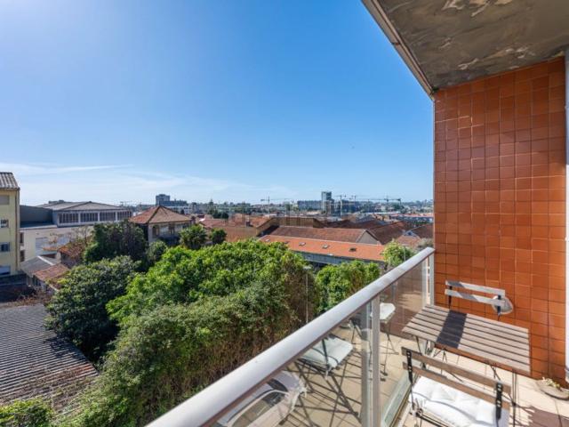 Apartamento, Santa Marinha