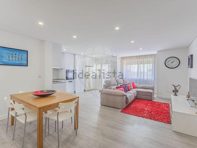 Apartamento, Santa Marinha