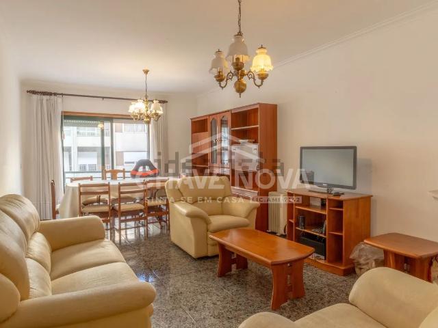 Apartamento, Santa Marinha