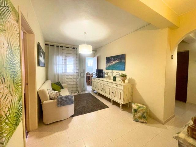 Apartamento, Santiago Sesimbra