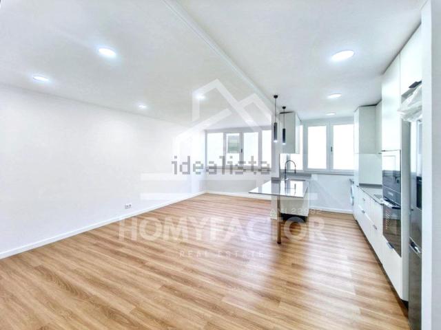 Apartamento, Santiago Sesimbra