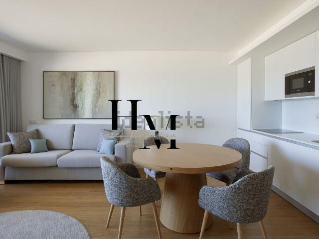 Apartamento, Santiago Sesimbra