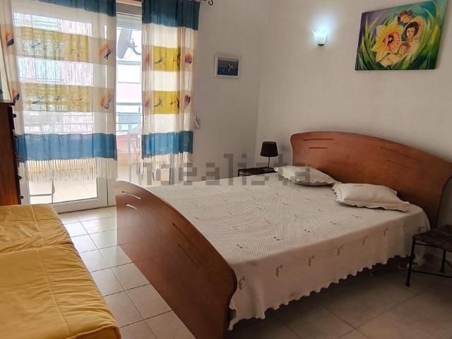Apartamento, Santiago Sesimbra