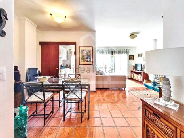 Apartamento, Santiago Sesimbra