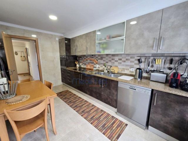 Apartamento, Santiago Sesimbra