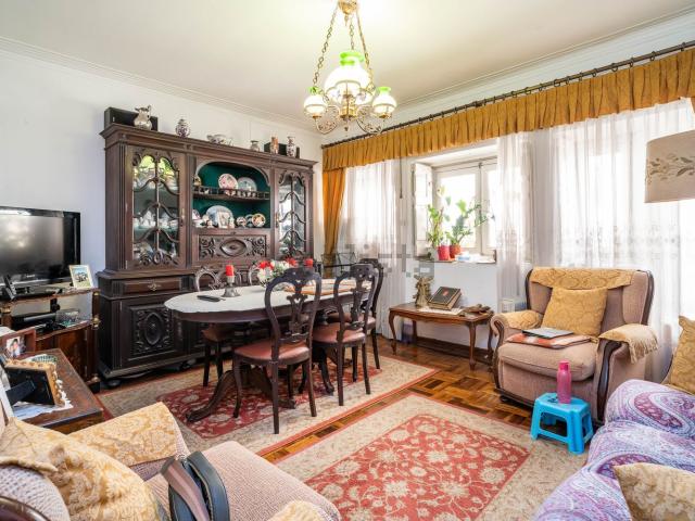 Apartamento, Santo António dos Olivais