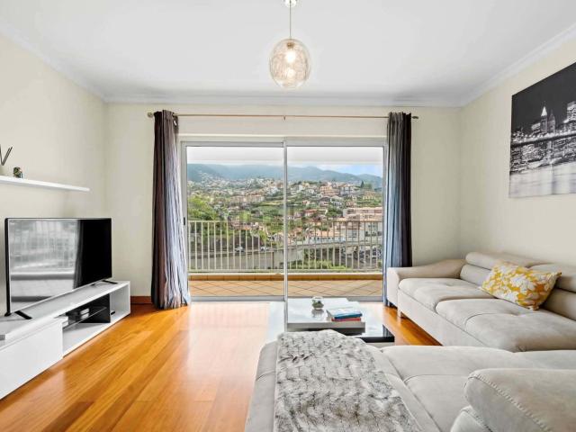 Apartamento, Santo António