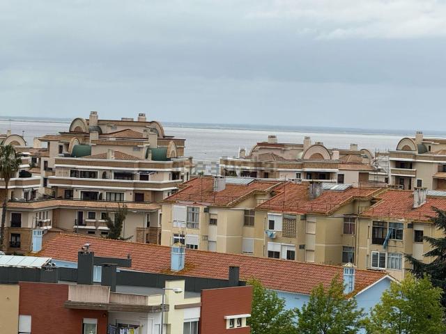Apartamento, Sacavém e Prior Velho