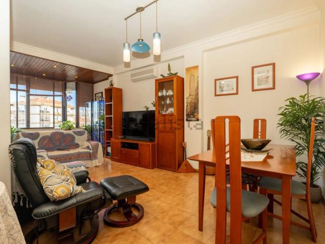 Apartamento, Sacavém e Prior Velho