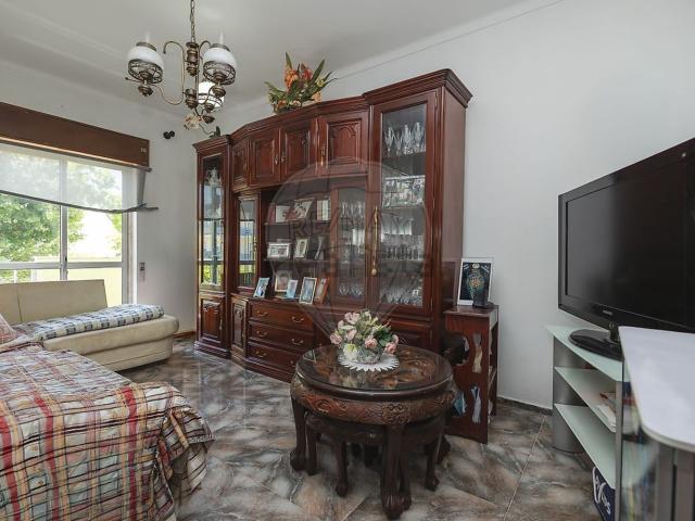 Apartamento, Sado