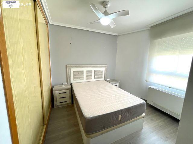 APARTAMENTO SEMINUEVO CON TRASTERO