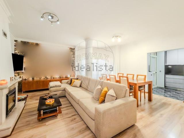 Apartamento, Serzedo e Perosinho