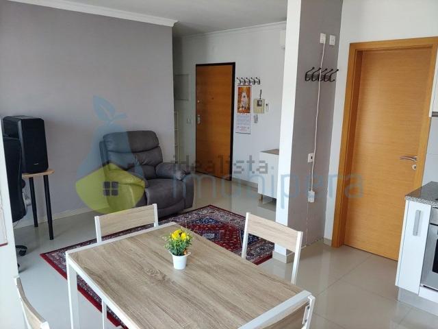 Apartamento, Algoz e Tunes