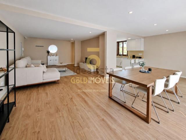 Apartamento, Sobrado