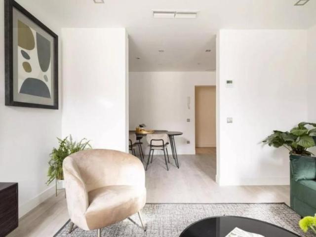 Apartamentos 3 Dormitorio Madrid Madrid ES103840801