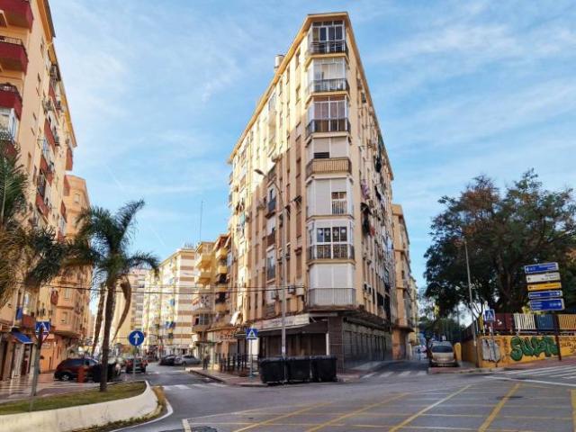 Apartamentos 3 Dormitorio Malaga Malaga ELS94644794