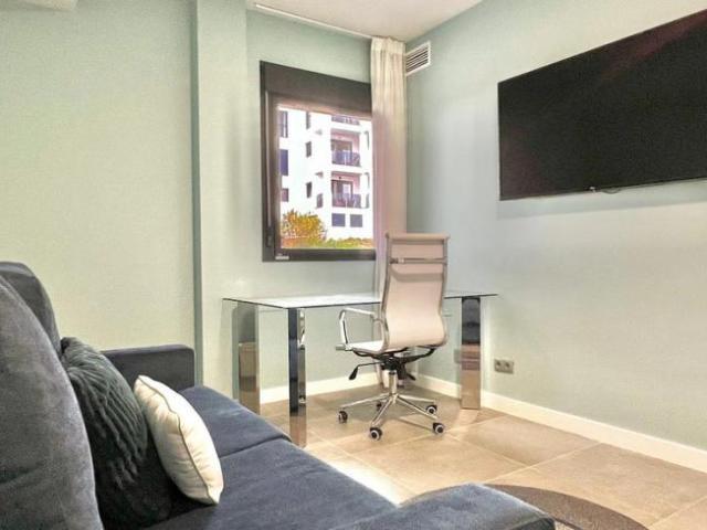 Apartamentos 3 Dormitorio Málaga Málaga ES99386128