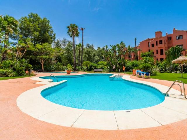 Apartamentos 3 Dormitorio Marbella Marbella ES104143332