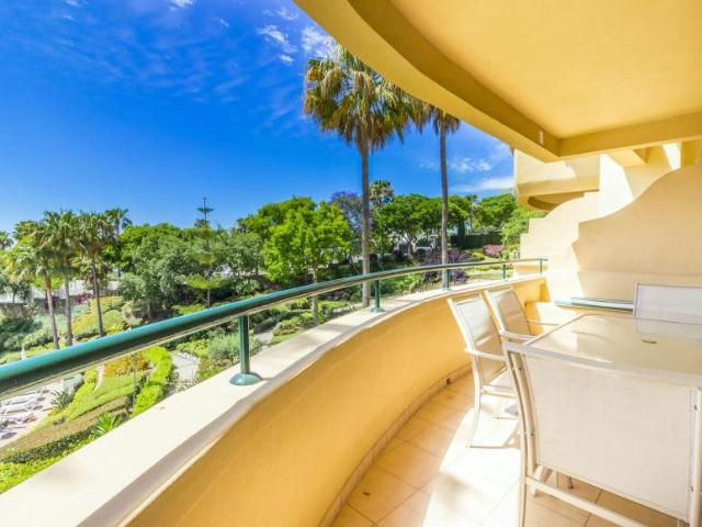 Apartamentos 3 Dormitorio Marbella Marbella ES91659286
