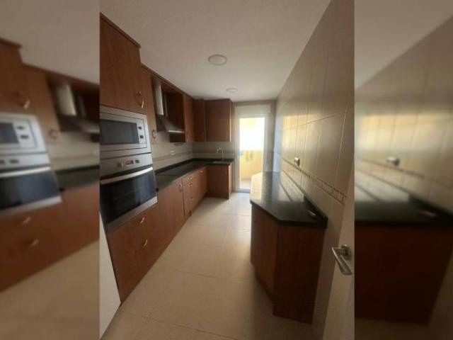 Apartamentos 3 Dormitorio Alicante Alicante ES104800872