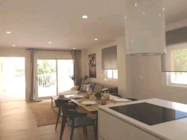 Apartamentos 3 Dormitorio Alicante Alicante ES92627885